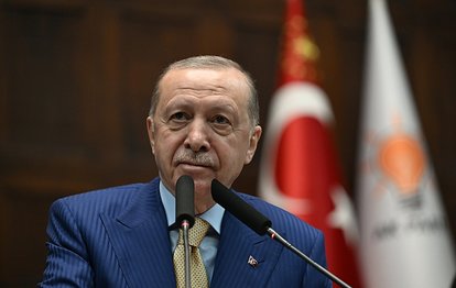 "Erdoğan'dan Galatasaray'a UEFA Onayı: Şampiyonlar Ligi'nde İlk 16'ya Tebrikler!"